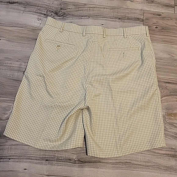 Peter Millar Wicking Shorts Mens 36  Beige White Check Performance‎ Preppy Golf - Picture 3 of 11